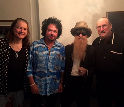 12079803 10153229566840954 820040956786398465 Oa